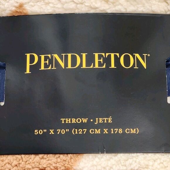 Pendleton Boho Sherpa Throw Blanket Southwest Tribal Cream Blue Brown Fleece NEW - Picture 4 of 11